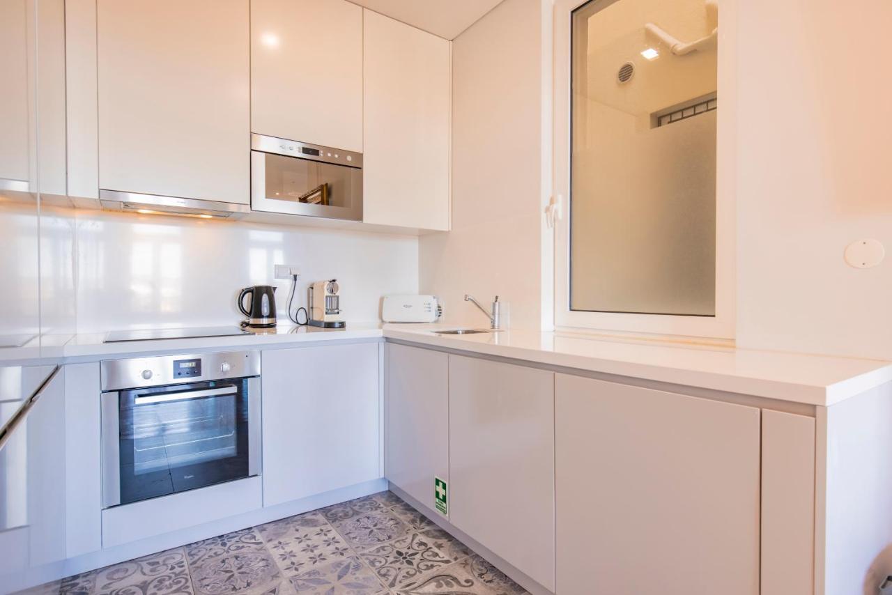 Castelo Design Aparment W/ Balcony & Super View By Lovelystay Lisboa Exterior foto